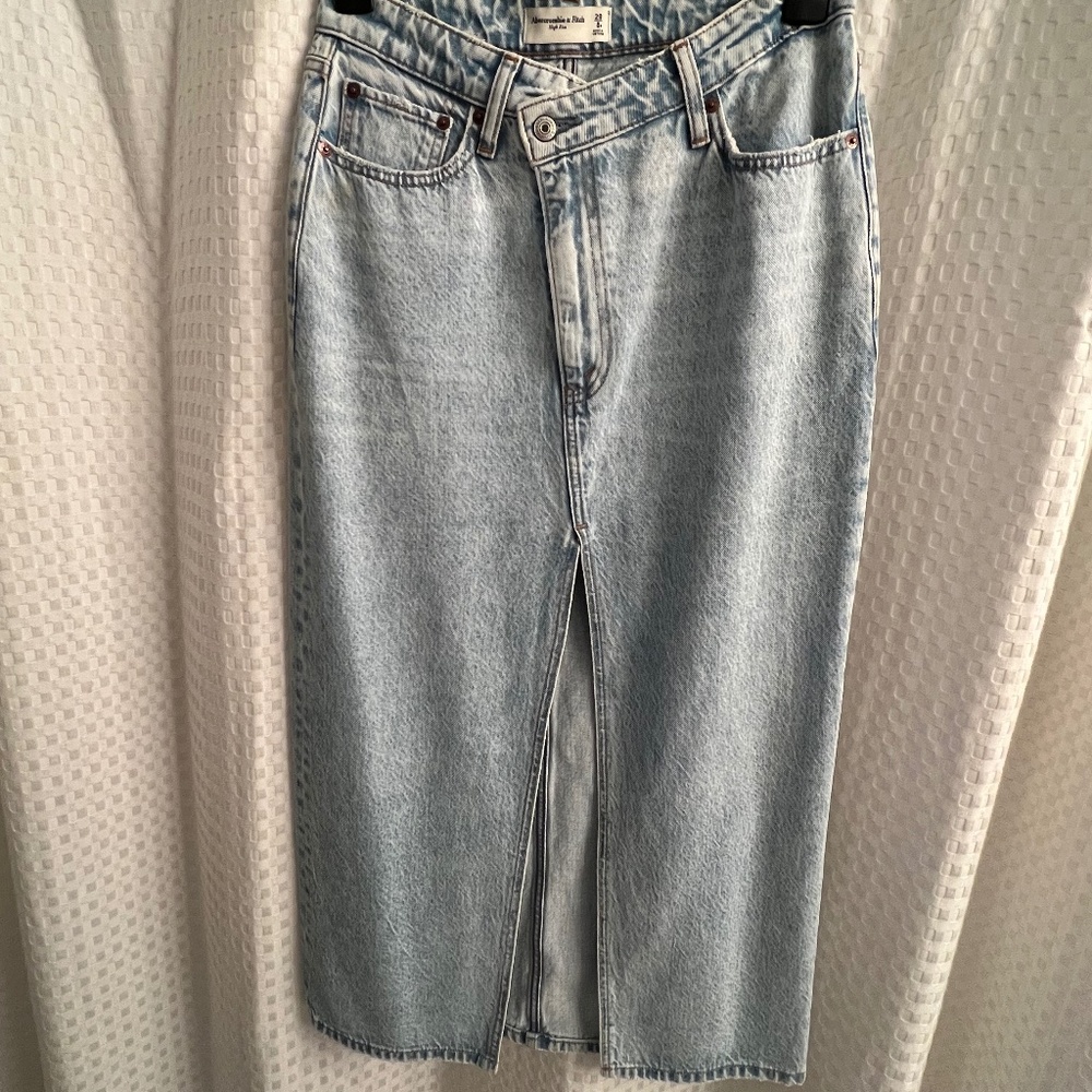 Abercrombie midi denim skirt